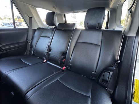 Used 2019 Toyota 4Runner TRD Off-Road Premium AWD/4WD image 16
