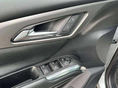 Certified 2024 Chevrolet Traverse LT w/ LPO, Floor Liner Package image 23