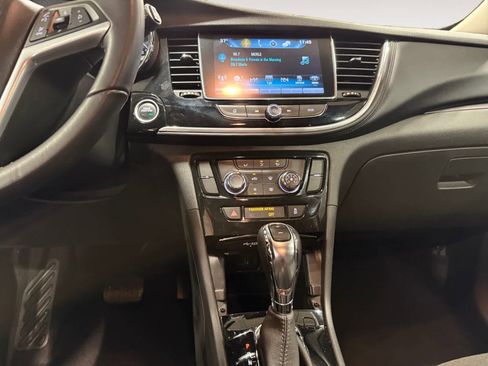 Used 2019 Buick Encore Preferred image 12