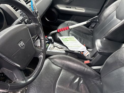 Used 2010 Dodge Avenger R/T image 11