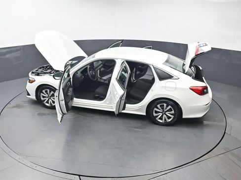 Certified 2023 Honda Civic LX image 43