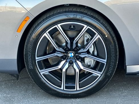 New 2025 BMW i7 eDrive50 w/ M Sport Package RWD image 30