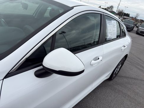 Used 2023 Kia K5 LXS image 19