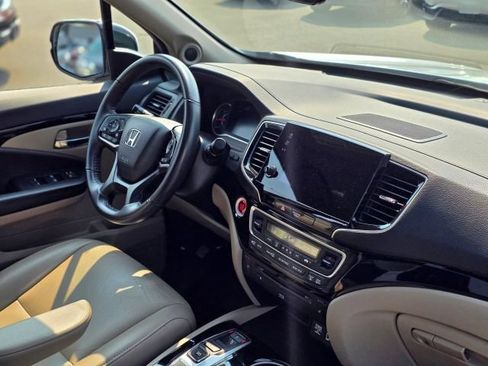 Used 2022 Honda Pilot Touring image 20