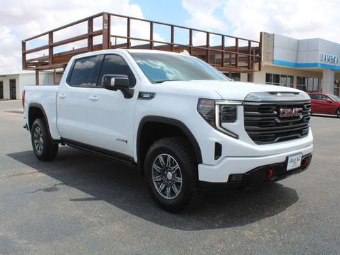 Used 2024 GMC Sierra 1500 AT4 w/ Technology Package AWD/4WD image 1