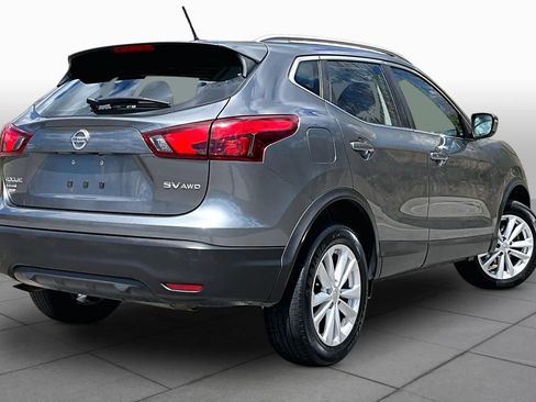 Used 2018 Nissan Rogue Sport SV AWD/4WD image 13
