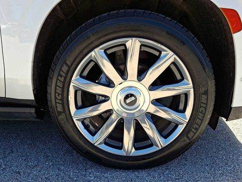 Used 2021 Cadillac Escalade Premium Luxury Platinum AWD/4WD image 10