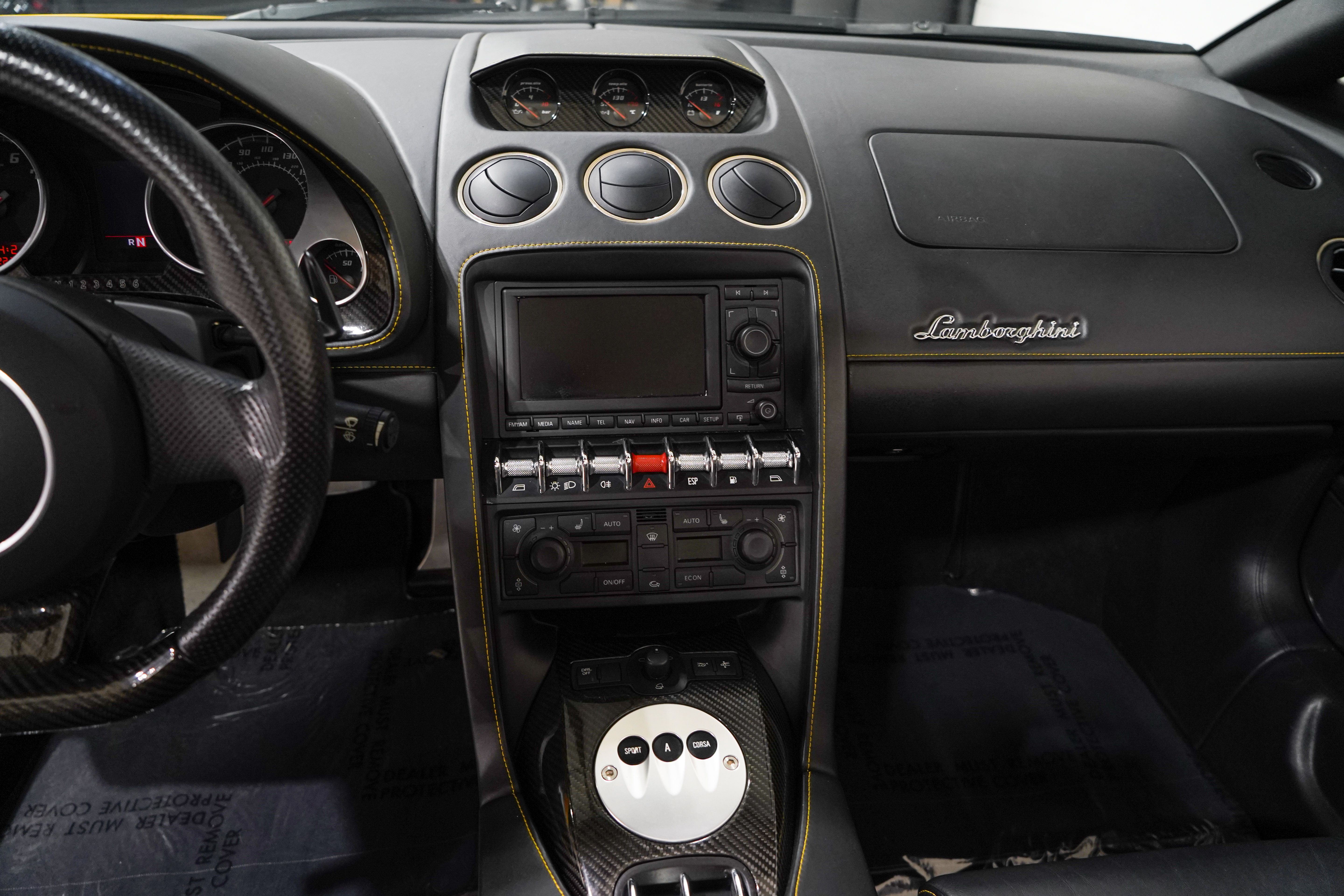 Used 2010 Lamborghini Gallardo LP 560-4 AWD/4WD image 12