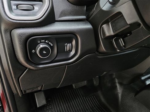 Used 2022 RAM 3500 Tradesman image 24