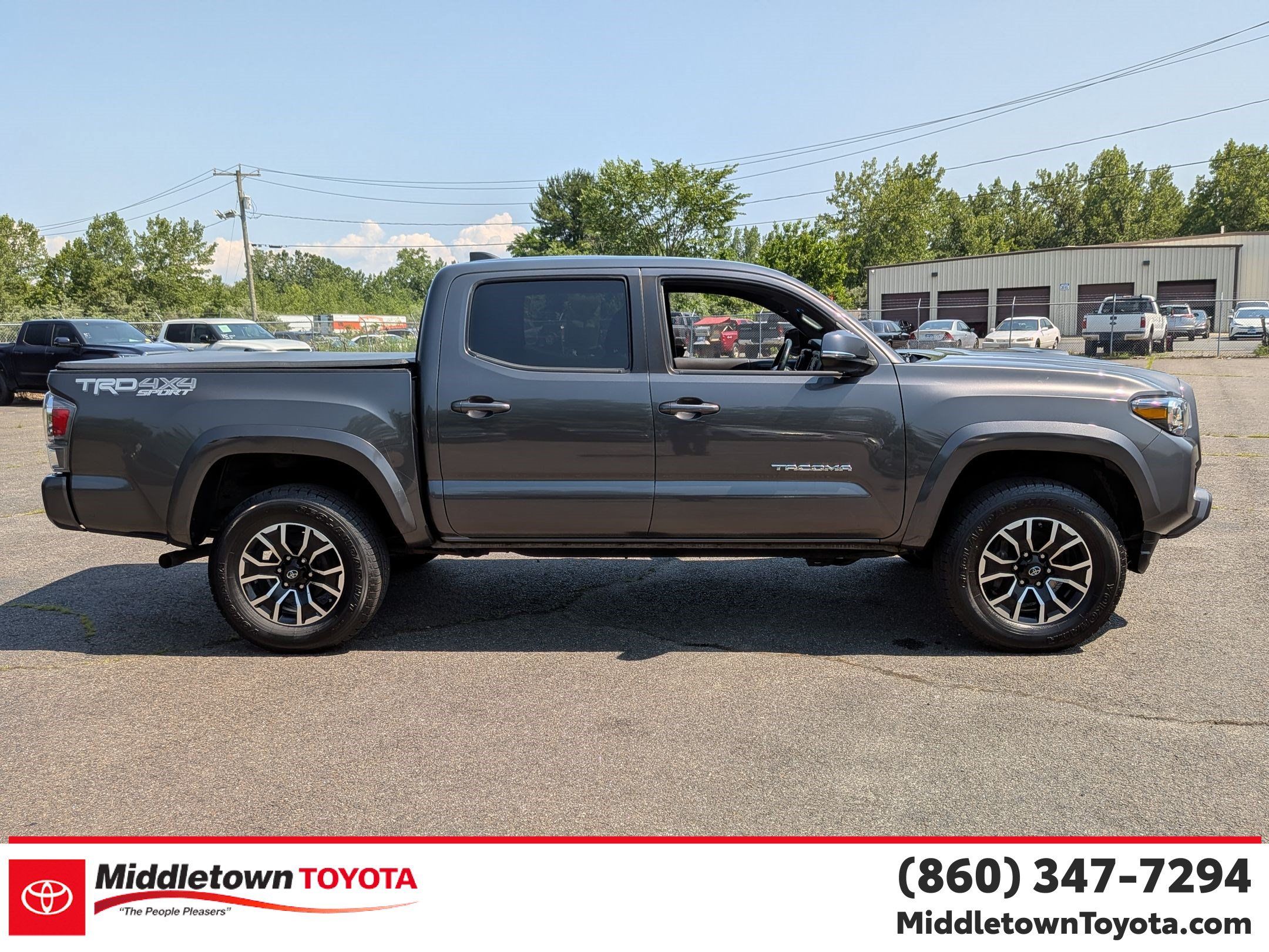 Used 2021 Toyota Tacoma TRD Sport w/ Technology Package AWD/4WD image 2