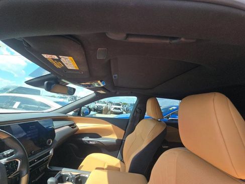 Used 2025 Lexus RX 350 Premium w/ Accessory Package (K3) image 7