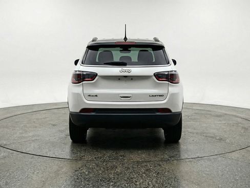 Used 2025 Jeep Compass Limited AWD/4WD image 7