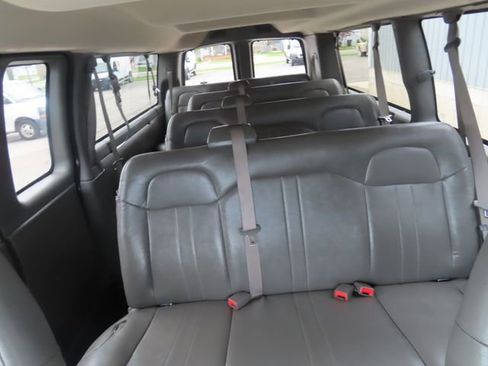 Used 2023 Chevrolet Express 3500 LS RWD image 33