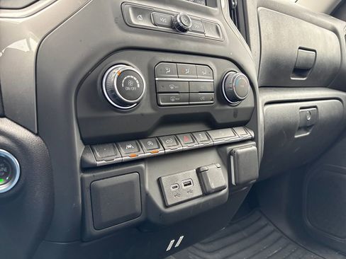 Used 2024 Chevrolet Silverado 1500 Custom Trail Boss w/ Turbomax Blackout Package AWD/4WD image 35