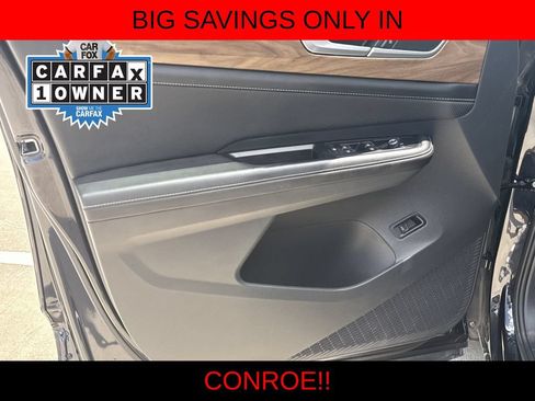 Certified 2024 Volkswagen Atlas SE FWD image 10
