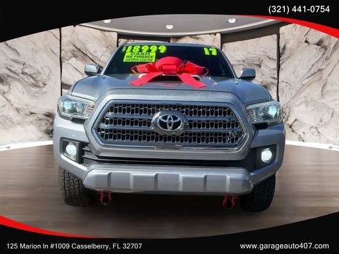 Used 2017 Toyota Tacoma TRD Sport w/ Tow Package RWD image 2