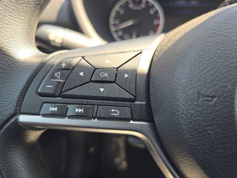 Used 2024 Nissan Sentra SV image 31