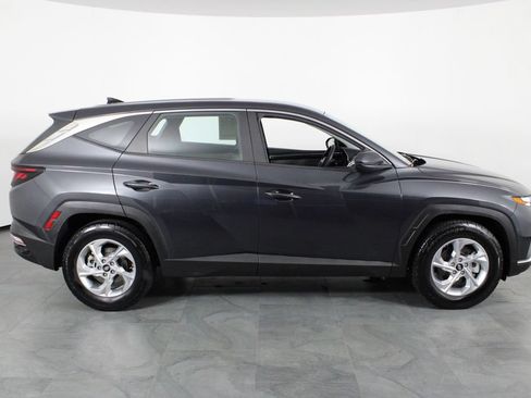 Certified 2022 Hyundai Tucson SE FWD image 12
