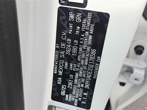 New 2025 Kia K4 EX image 15