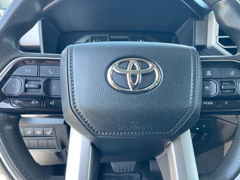 Certified 2022 Toyota Tundra SR5 w/ SR5 Convenience Package AWD/4WD image 6
