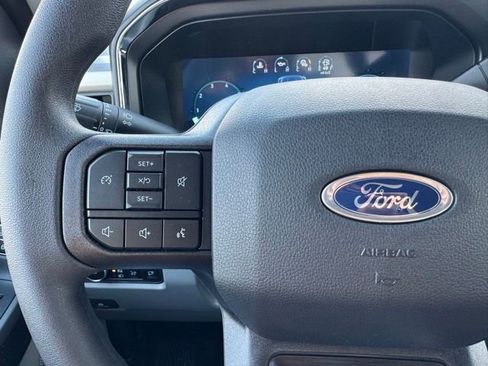 New 2026 Ford F250 XLT w/ XLT Premium Package image 28