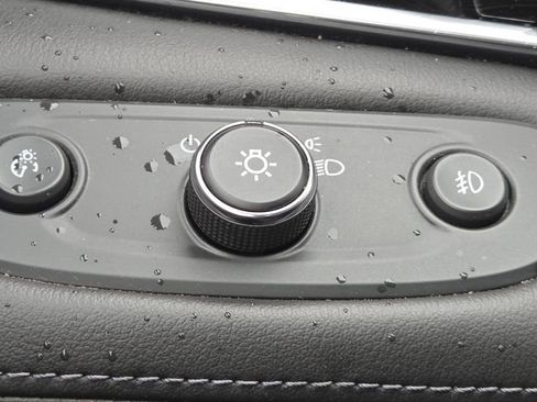 Used 2018 Buick LaCrosse Premium w/ Driver Confidence Package #2 AWD/4WD image 15