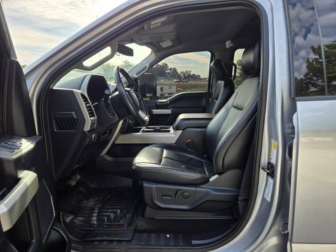 Used 2021 Ford F250 Lariat image 12