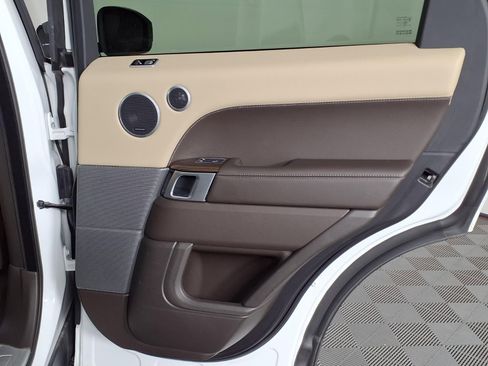 Used 2019 Land Rover Range Rover Sport HSE AWD/4WD image 10