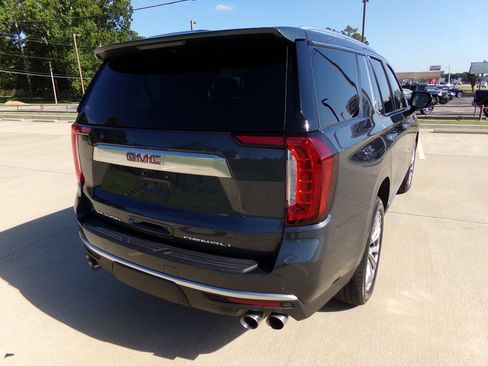 Used 2021 GMC Yukon Denali w/ Denali Ultimate Package AWD/4WD image 42