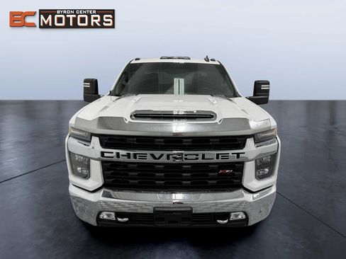 Used 2022 Chevrolet Silverado 2500 LT w/ Convenience Package image 8