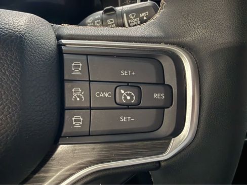 Used 2024 Jeep Wagoneer Series II image 20