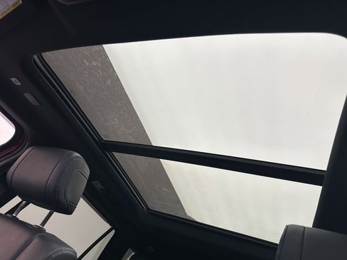 Used 2024 Toyota Sequoia Platinum image 26