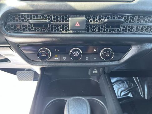 Used 2025 Honda HR-V LX image 18