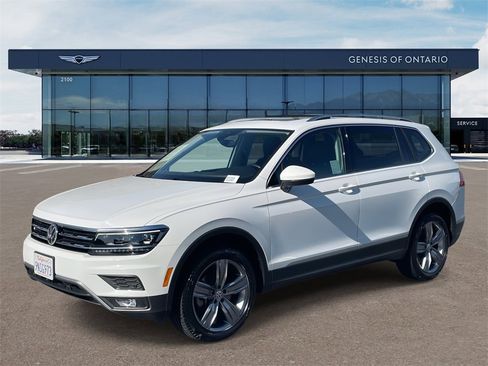 Used 2019 Volkswagen Tiguan SEL Premium image 3