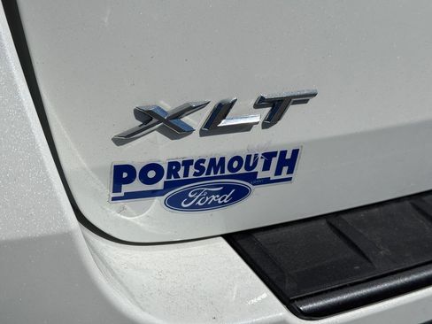 Used 2024 Ford Explorer XLT w/ Equipment Group 202A AWD/4WD image 19