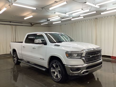 Used 2020 RAM 1500 Laramie AWD/4WD image 3