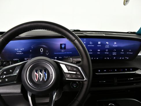 Used 2025 Buick Enclave Preferred image 16