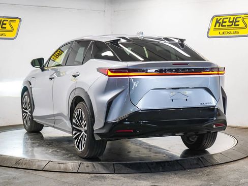 Used 2024 Lexus RZ 300e Premium w/ Technology Package image 2