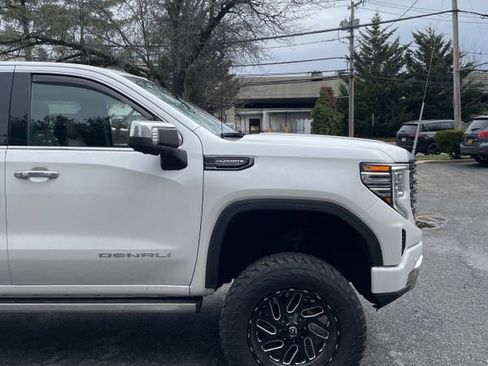 Used 2022 GMC Sierra 1500 Denali Ultimate image 11