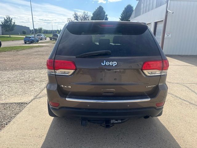 Used 2017 Jeep Grand Cherokee Limited AWD/4WD image 9