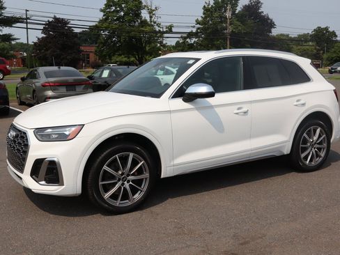Used 2022 Audi SQ5 Premium Plus w/ Premium Plus Package AWD/4WD image 1