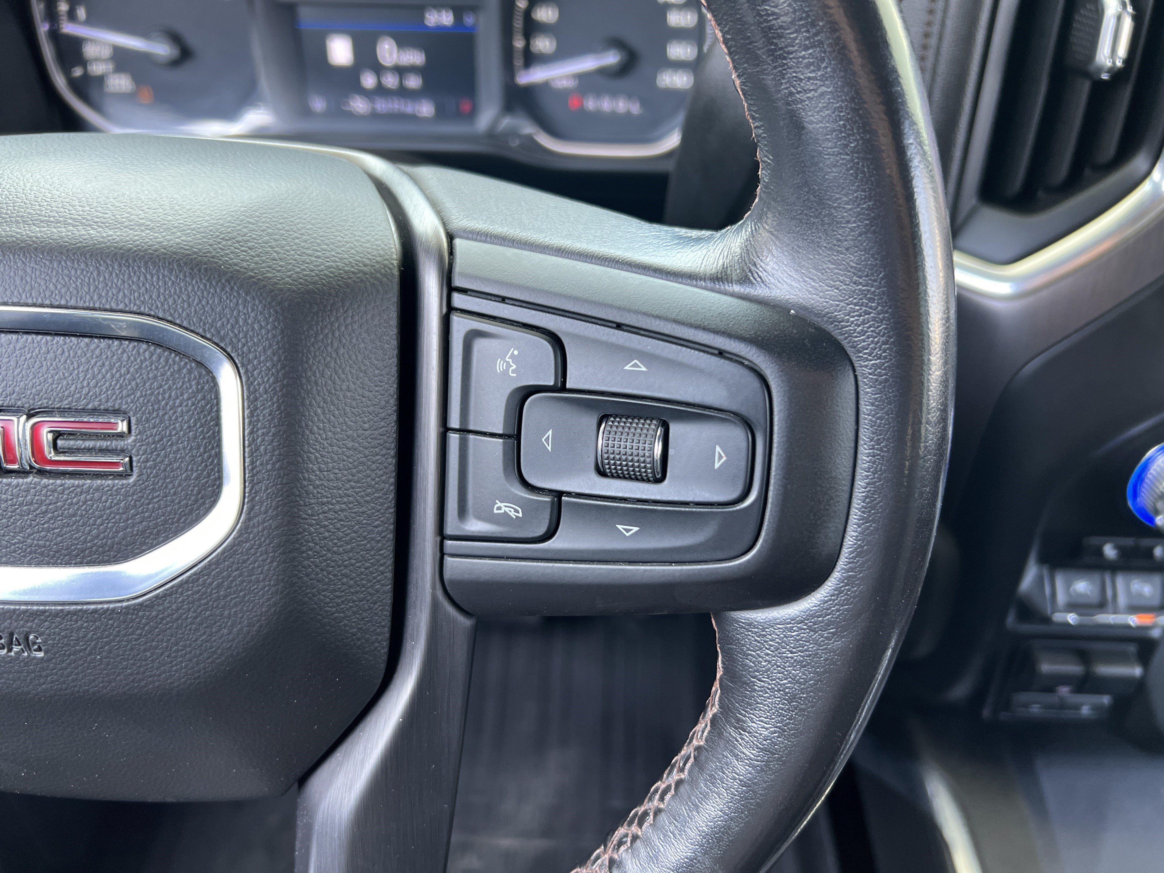 Used 2019 GMC Sierra 1500 AT4 w/ AT4 Premium Package AWD/4WD image 28