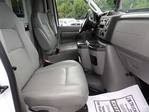Used 2024 Ford E-350 and Econoline 350 Super Duty w/ Driver's Safety Package RWD image 30
