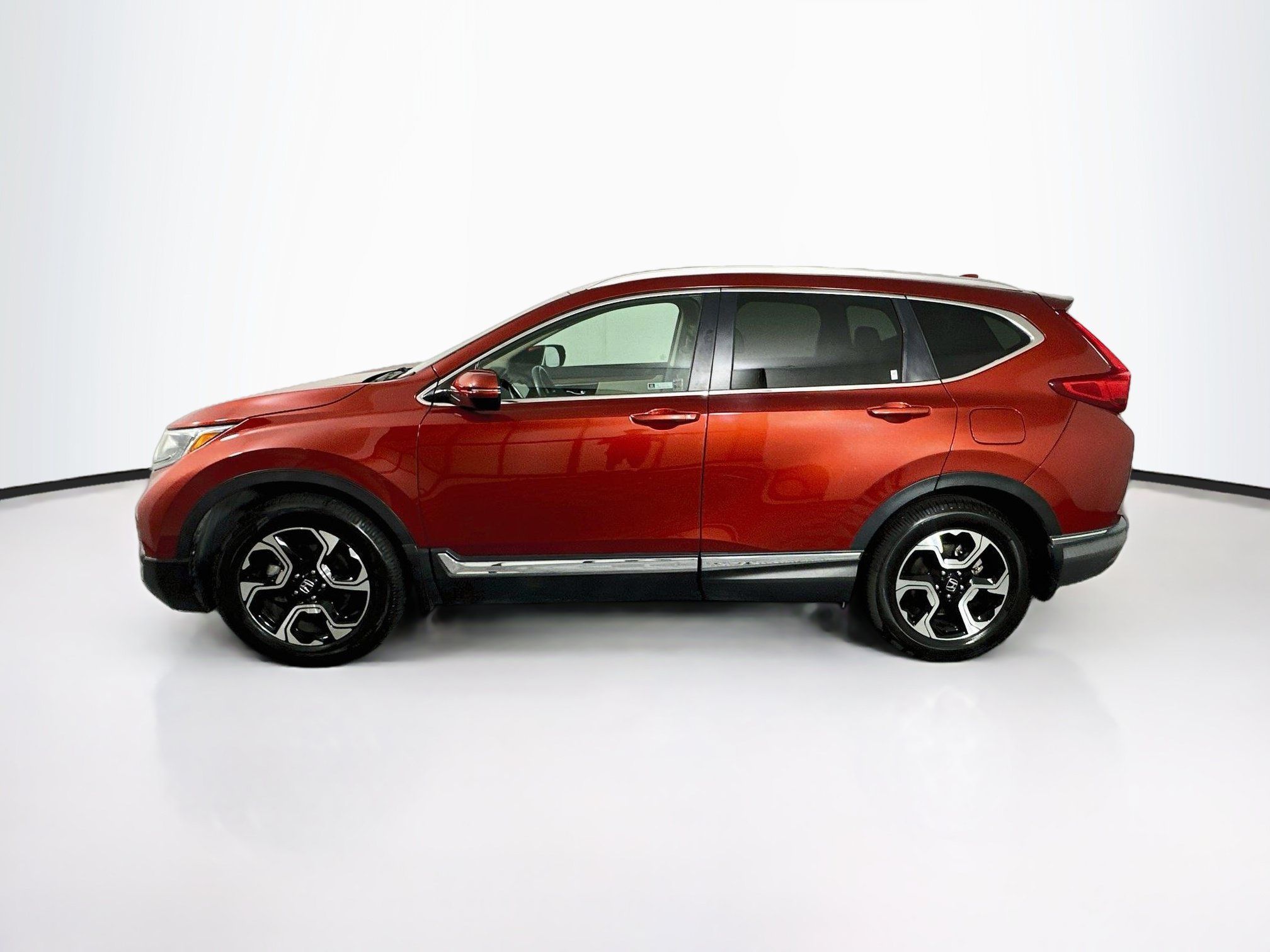 Used 2019 Honda CR-V Touring image 4