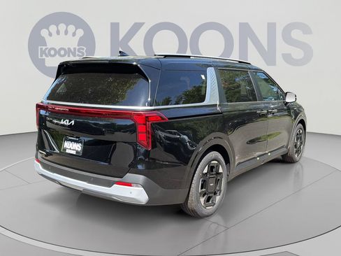 New 2026 Kia Carnival EX FWD image 7