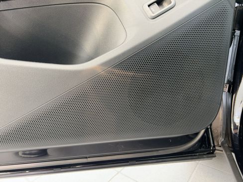 New 2026 Volkswagen Tiguan SE image 22