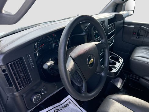 Used 2020 Chevrolet Express 2500 w/ Driver Convenience Package image 9