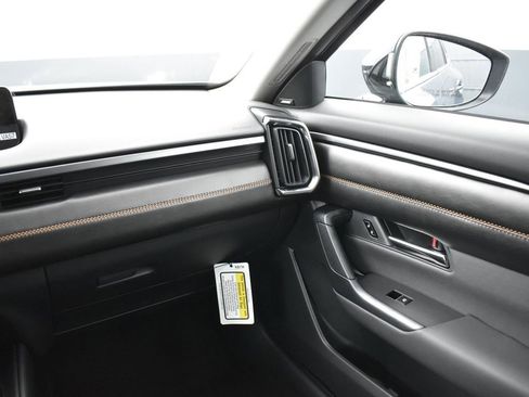 Used 2025 MAZDA CX-50 2.5 Hybrid w/ Premium Plus Pkg image 15