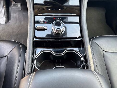 Used 2022 Jeep Grand Cherokee L Limited image 24