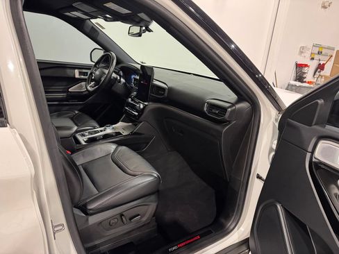 Used 2022 Ford Explorer ST w/ Equipment Group 401A AWD/4WD image 24